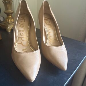 Sam Edelman nude pumps